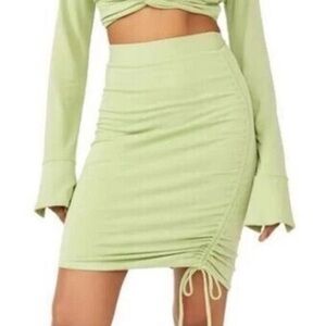 Free People Gathered Green Skirt Size Medium‎